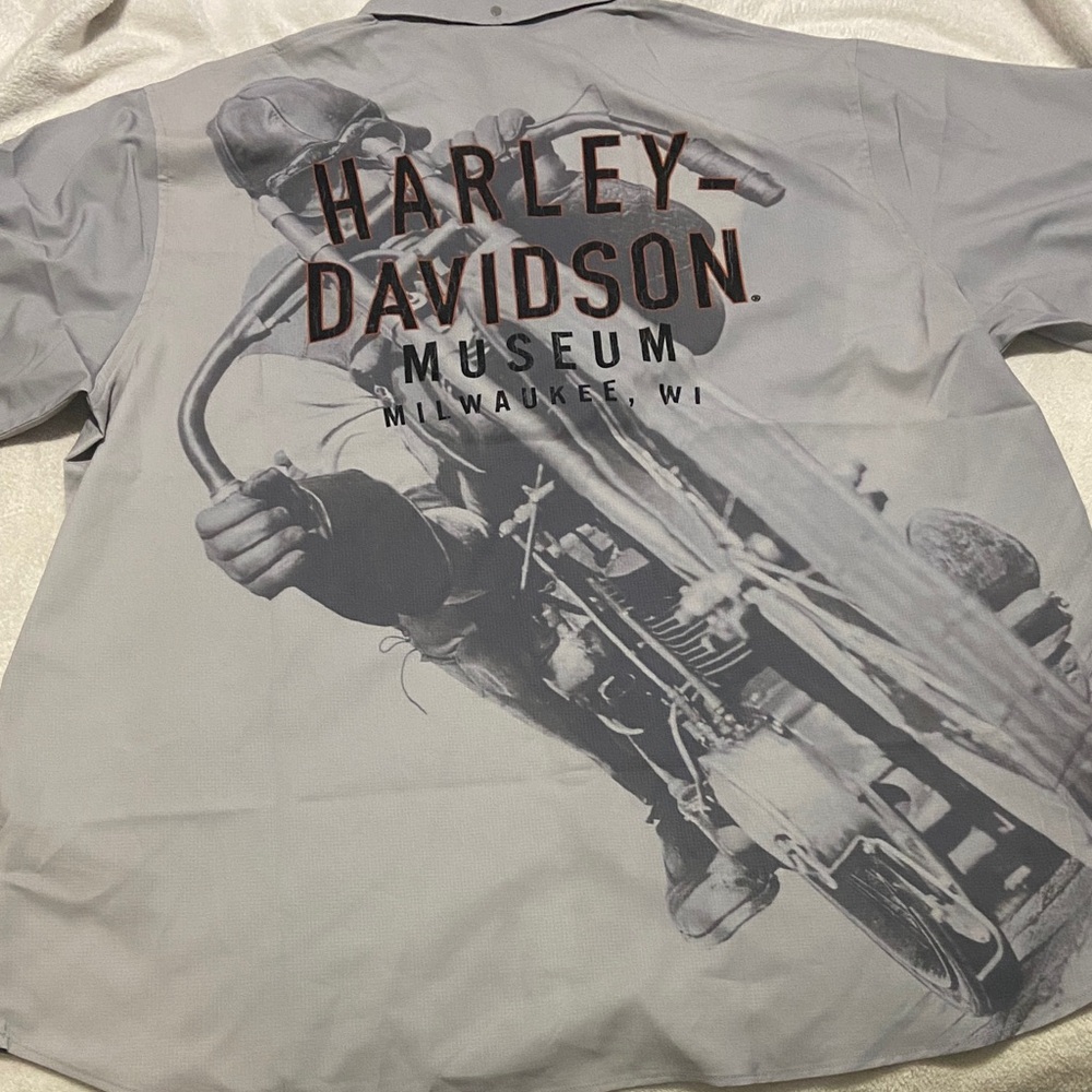 Harley-Davidson Light Gray Short Sleeve Button-Down Work Shirt